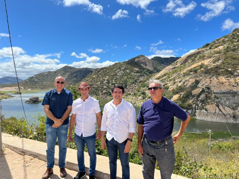 Prefeito Allyson visita pontos turísticos, projetos e obras em Acari