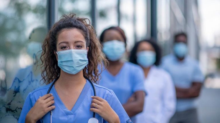 Piso da enfermagem: 1º repasse para pagamento será feito até 21 de agosto