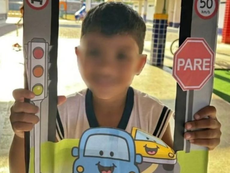 Homem empina moto, causa acidente e mata criança de seis anos no interior do RN