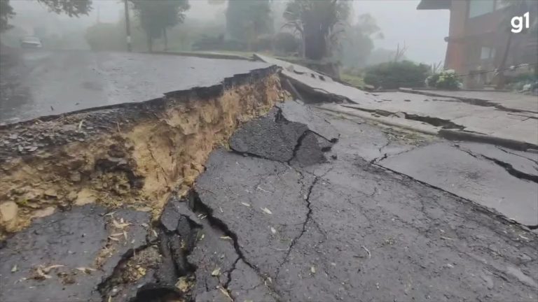 Prédio desaba em Gramado após cidade apresentar rachaduras no solo