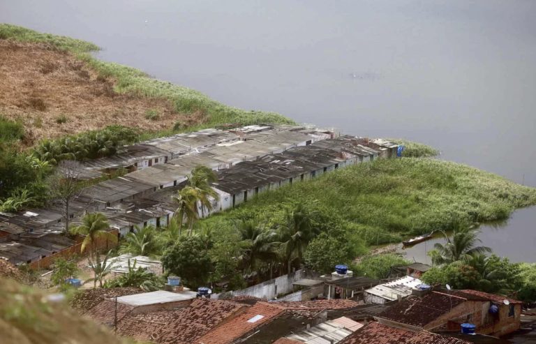 Afundamento de solo em Maceió acelera e chega a 1,80m