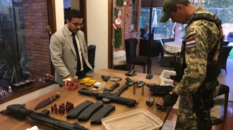 PF faz megaoperação contra grupo que vendeu 43 mil armas para o PCC e CV