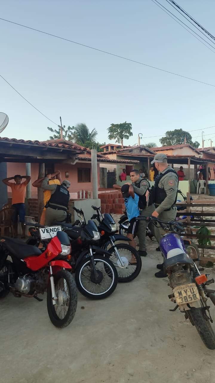 Polícia Militar de pendencias realizar barreiras e