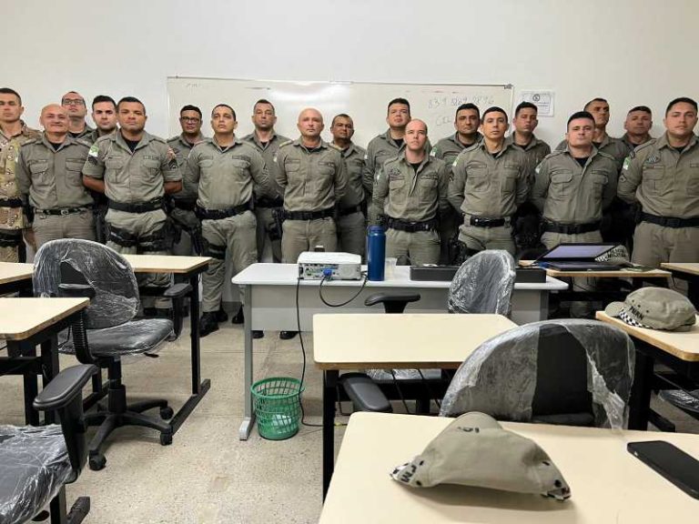 Tenente Coronel Cirne ministroiu o 1º Estágio de Vitimação Policial no Interior do Estado