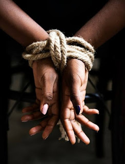 Criminosos invadem casa, amarram família e fazem arrastão no interior do RN.