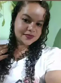 Mulher morre eletrocutada após passar em cerca de arame farpado energizada.