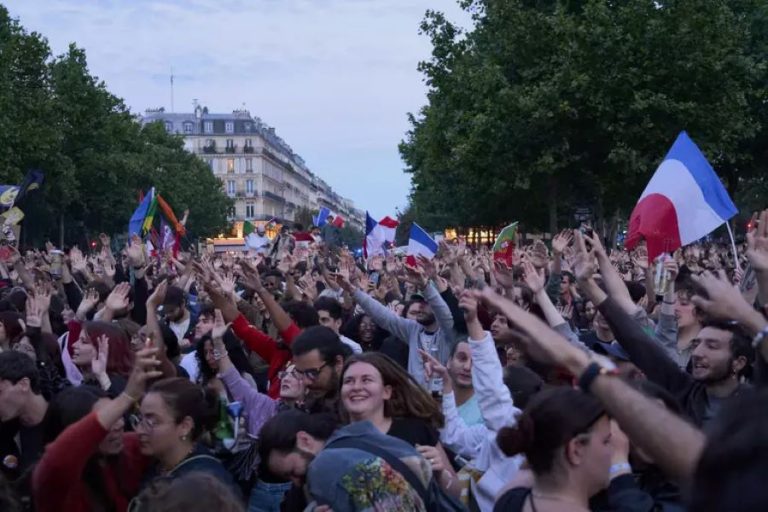 Frente de esquerda e centro impede vitória da ultradireita na França