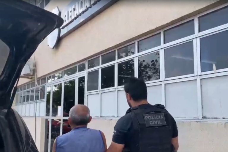 Diretor de escola é preso por suspeita de estuprar alunas no interior do RN
