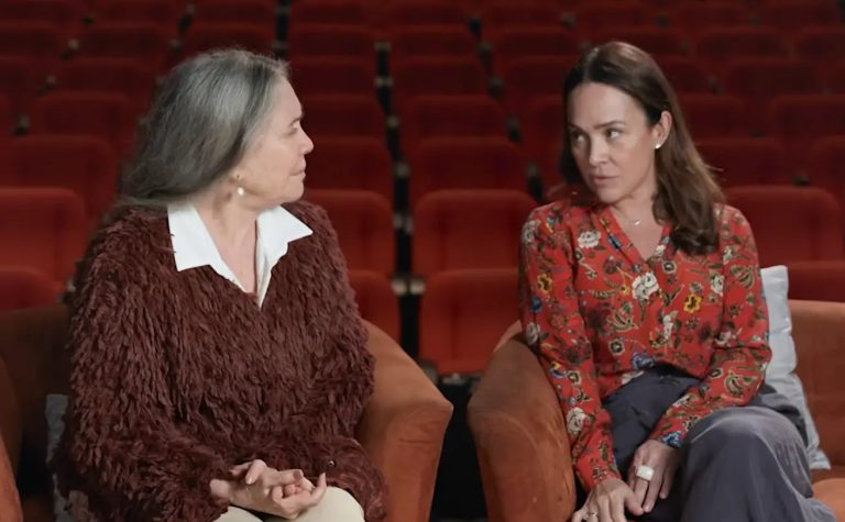 Gabriela Duarte dá bronca em Regina após atriz responder sobre política: “Você é adulta”