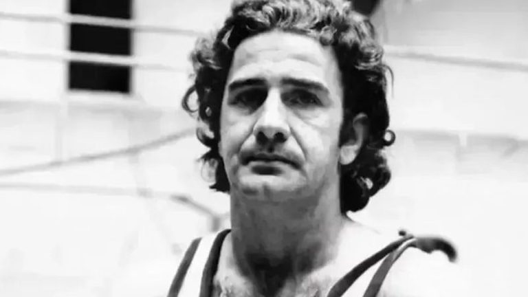 Morre Carlos Massoni, o “Mosquito”, ícone do basquete brasileiro, aos 87 anos
