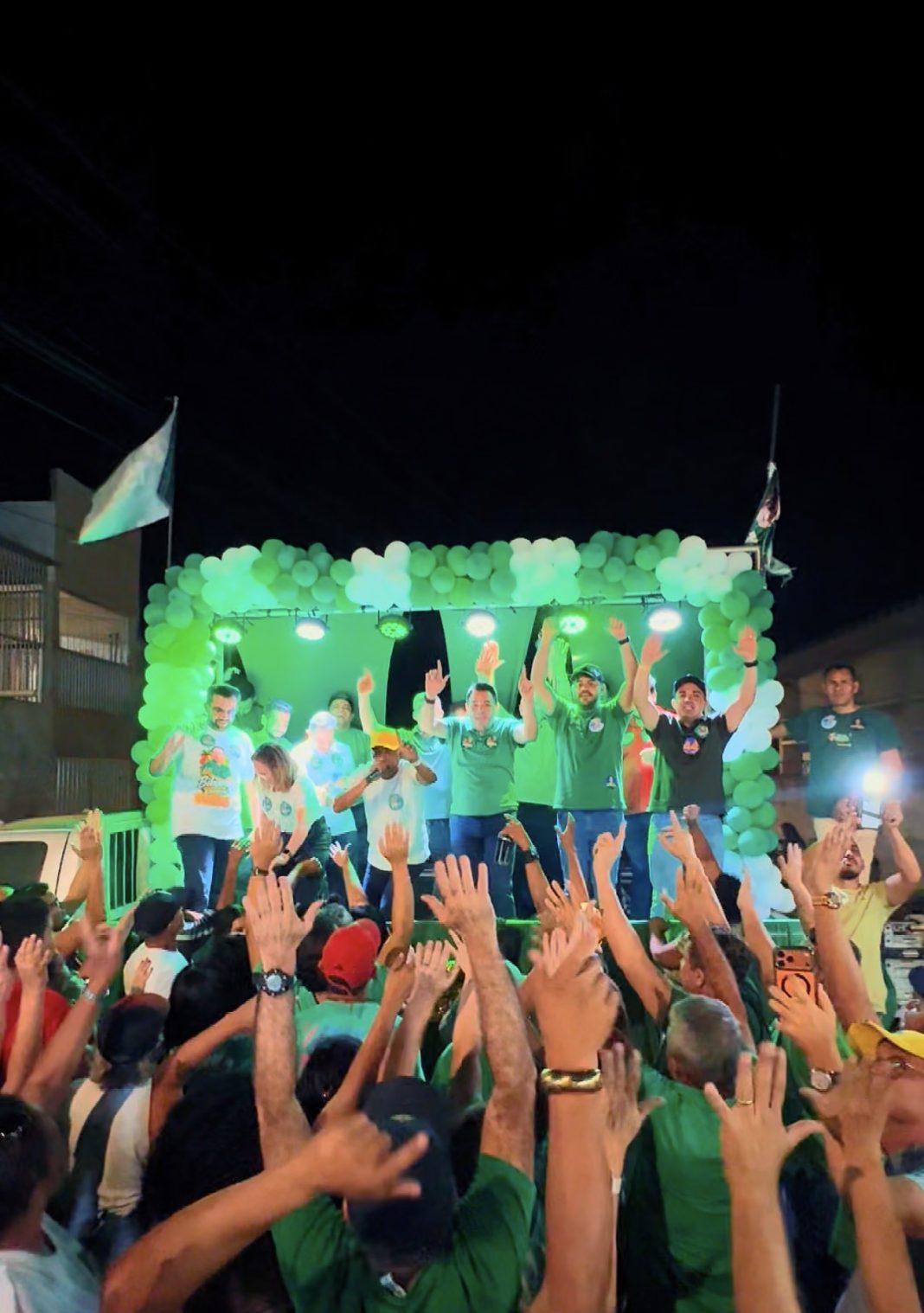 Caravana de Bibiano toma as ruas de Porto do Mangue e Areia Branca e mostra a força do candidato na região Caravana de Bibiano toma as ruas de Porto do Mangue e Areia Branca e mostra a força do candidato na região