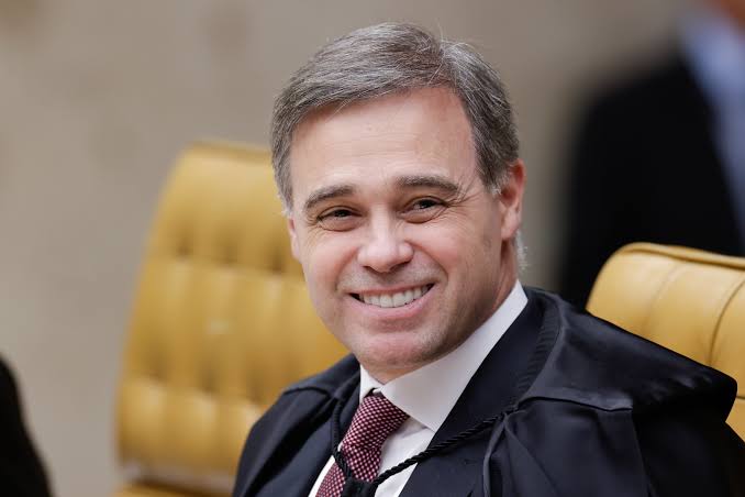 CALDO ENGROSSOU: Além do Dark Horse, Mendonça derruba agora sigilo dos casos Jaques Wagner, Ciro Nogueira e Cláudio Castro