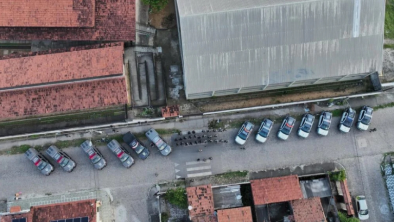 PM encontra possível ponto de drogas durante operação na Zona Norte de Natal